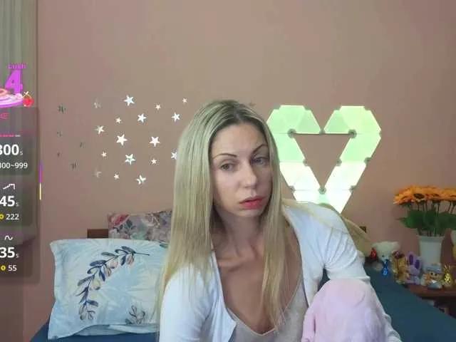 --LiMoNaDiK-- on BongaCams