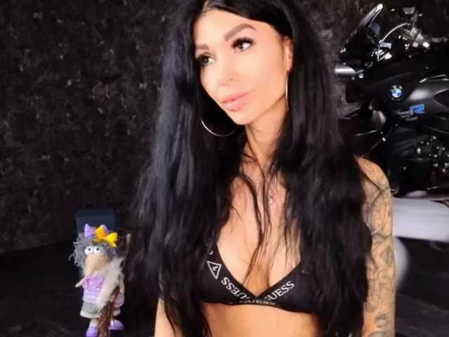 -BABAYAGA- on BongaCams 