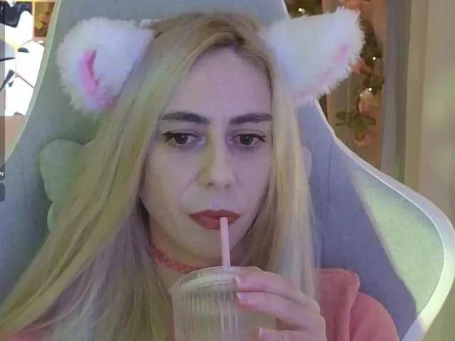 -Light-Fury- on BongaCams 