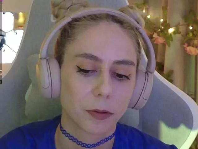 -Light-Fury- on BongaCams 