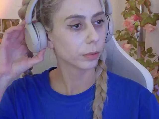 -Light-Fury- on BongaCams 