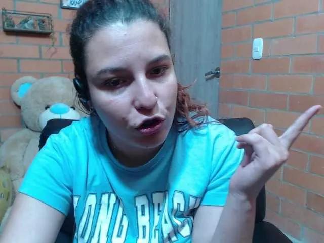 alexa-kiut on BongaCams