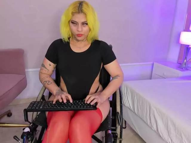 Ally-Chair on BongaCams 