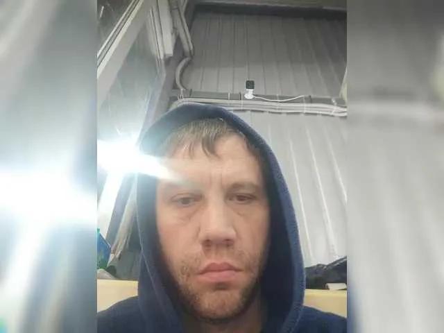 Asd-1985 from BongaCams