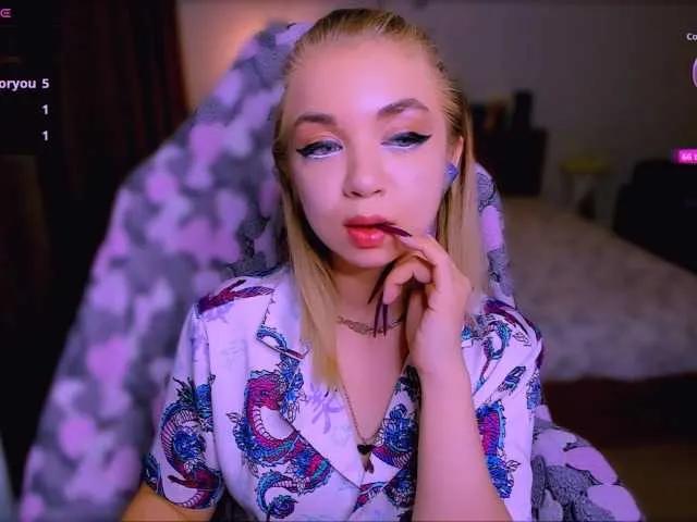 BabyNicole from BongaCams