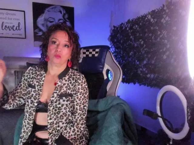 beatricez on BongaCams