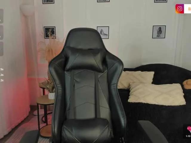 BellaRossi on BongaCams