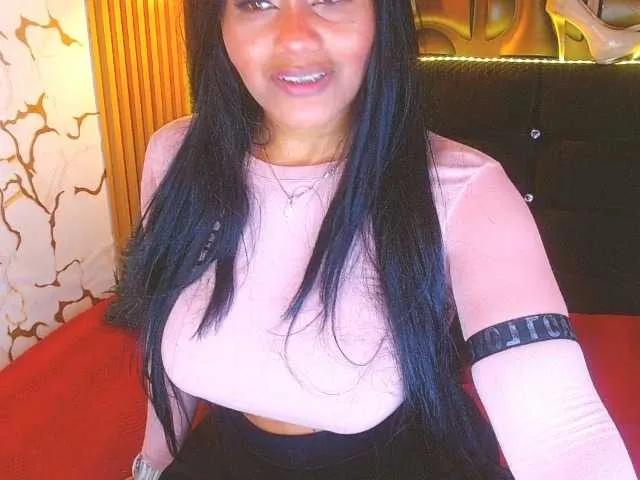 blackambar from BongaCams