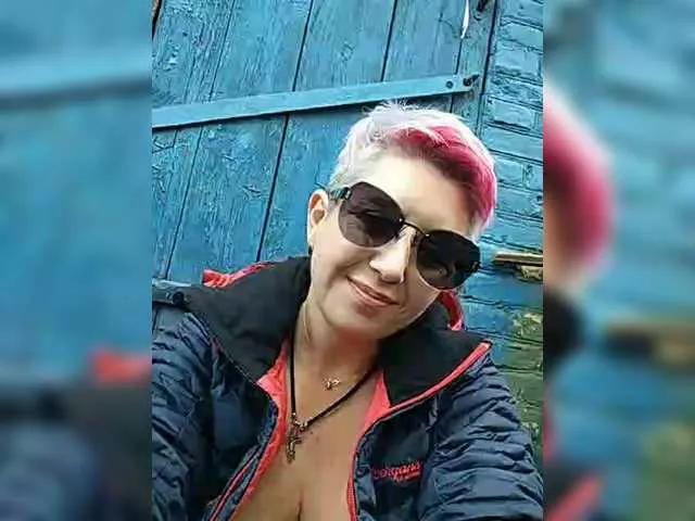 BUSINKA-25 on BongaCams