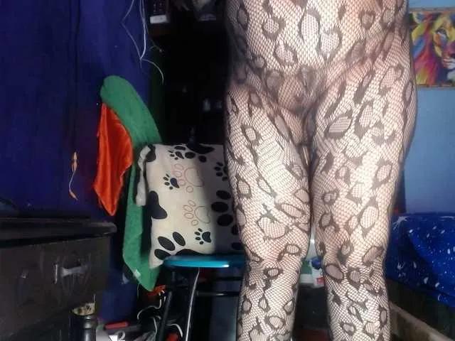 CameliaLong on BongaCams