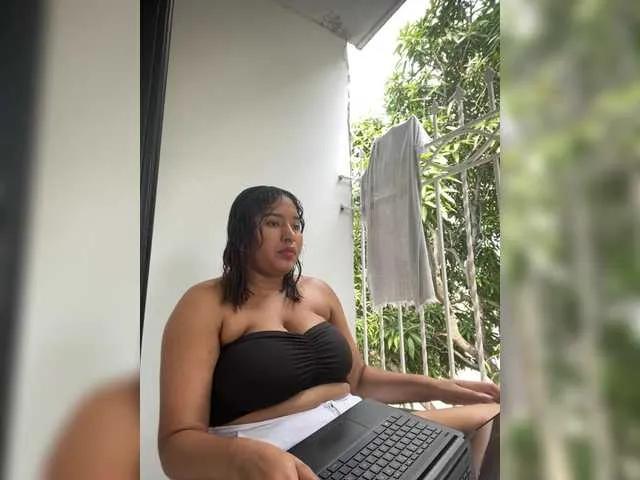 cardi-09 on BongaCams