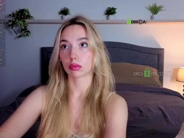 coffee-latte on BongaCams