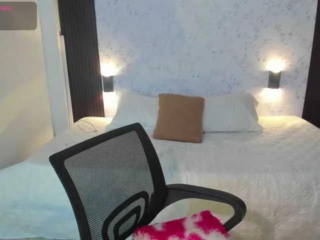 Crazy-babyy on BongaCams