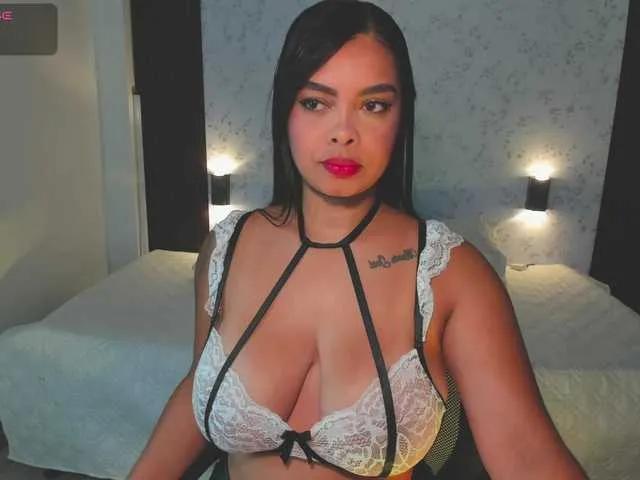 Crazy-babyy on BongaCams