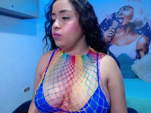 cristal-horny19 on BongaCams 
