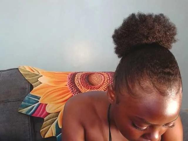 Cuppiepie from BongaCams