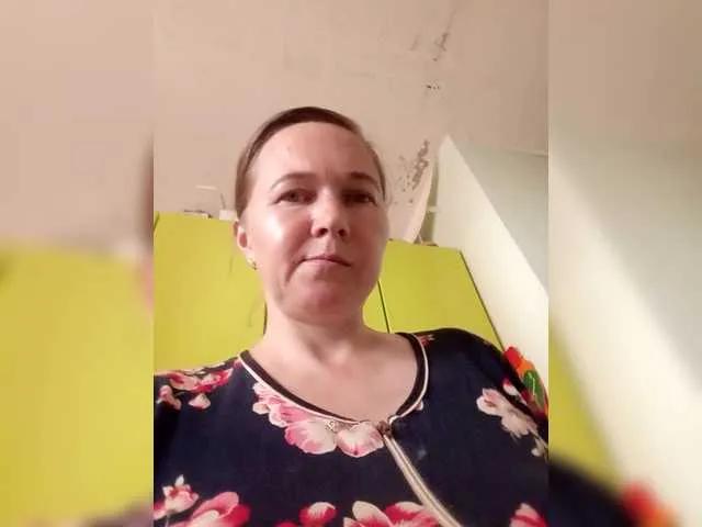 Elena565-1 on BongaCams