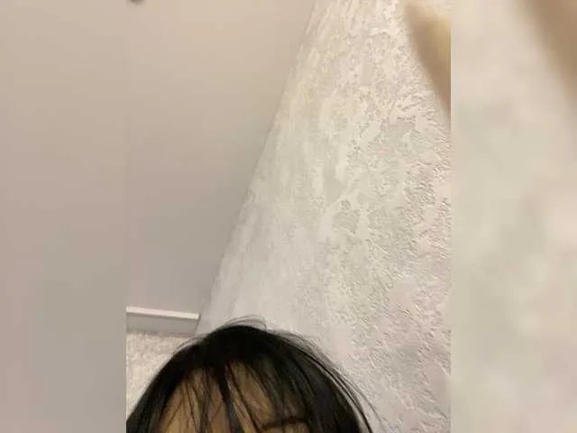emog1rl from BongaCams