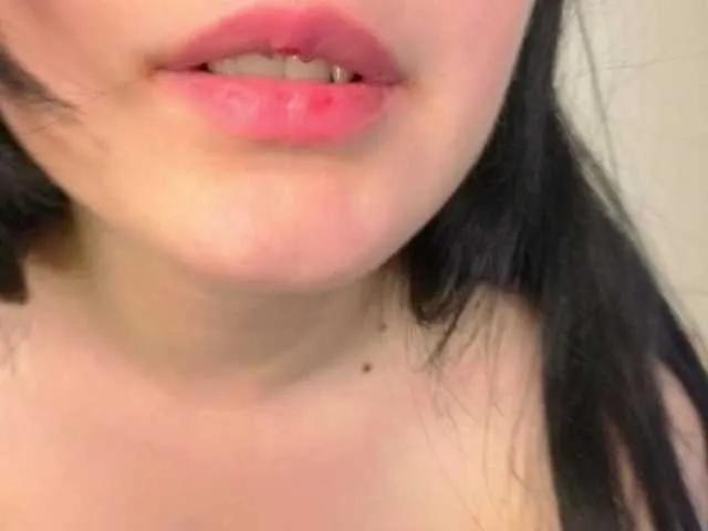 EnricaElis from BongaCams