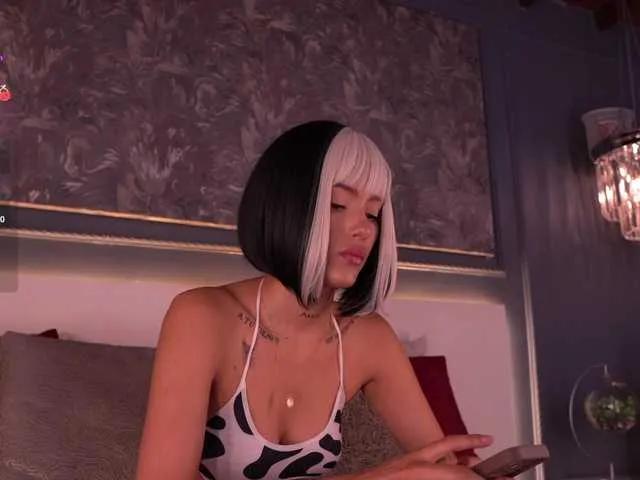 EvaMoretti on BongaCams