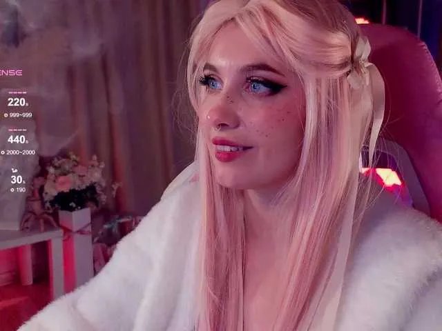 HoneyCherry on BongaCams