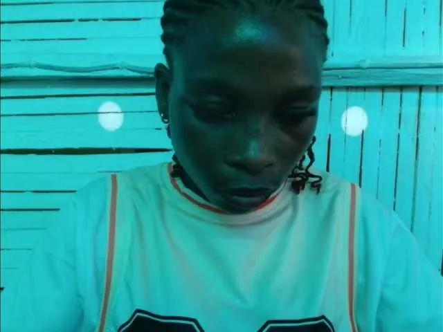 Juicypussyx from BongaCams