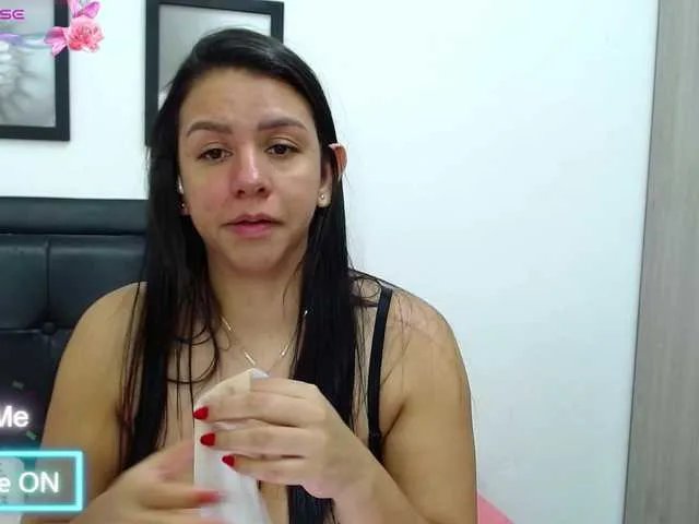 kelly-joness on BongaCams