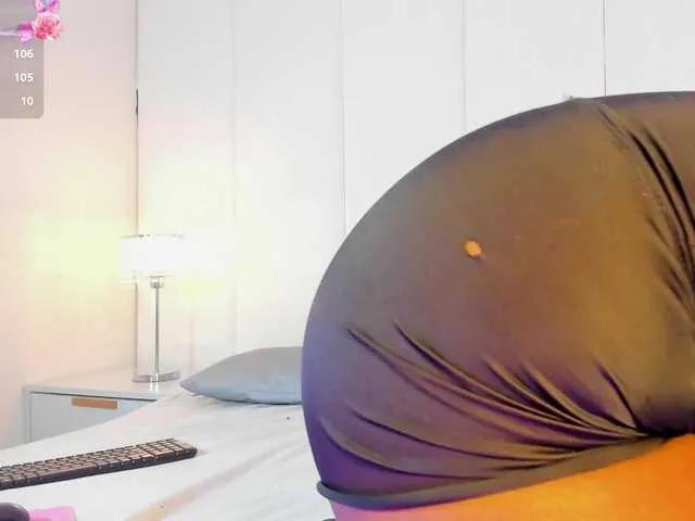 Krystin1 from BongaCams