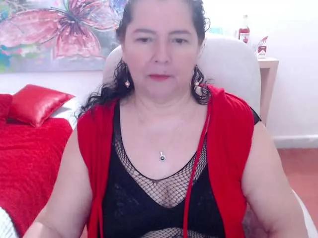 leonela on BongaCams