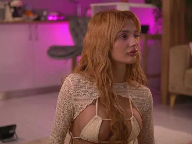 LeyaMeyers on BongaCams