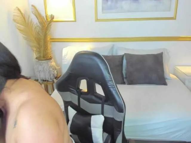 lia-sexx19 on BongaCams