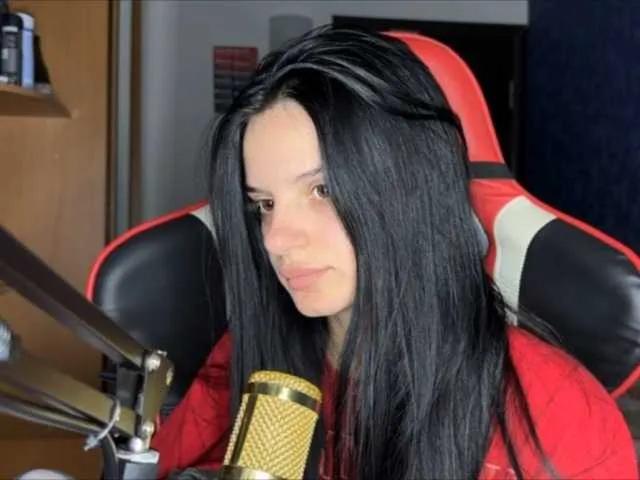 Lili0-0 from BongaCams