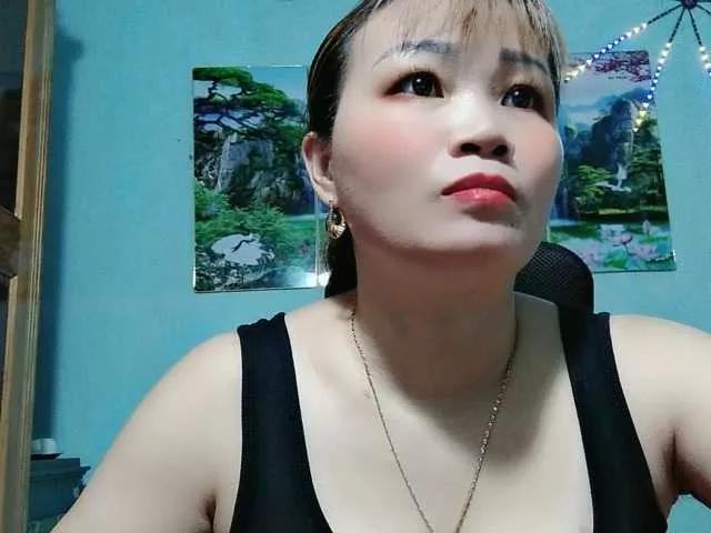 Linhanhsex2k on BongaCams 