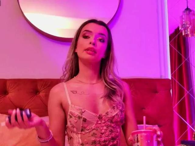 LollyShine on BongaCams