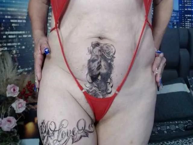 Lucy-mature on BongaCams