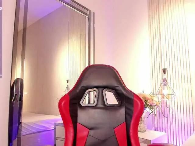 Luisa-Martinez from BongaCams