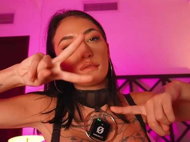 LunaMystyque on BongaCams