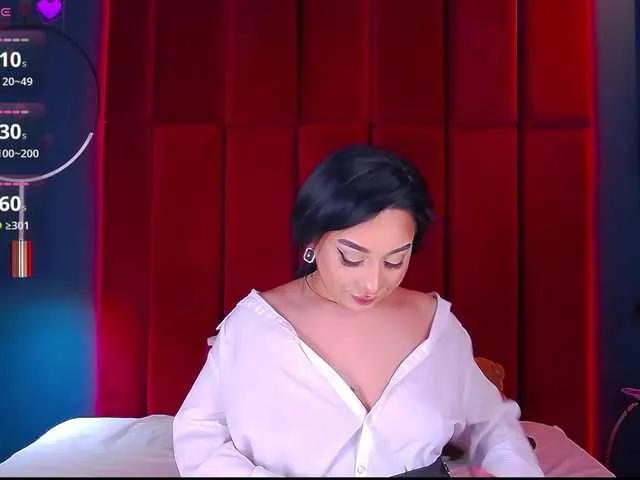 madylux from BongaCams