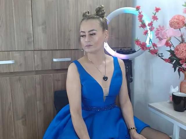 MAGHENTA on BongaCams