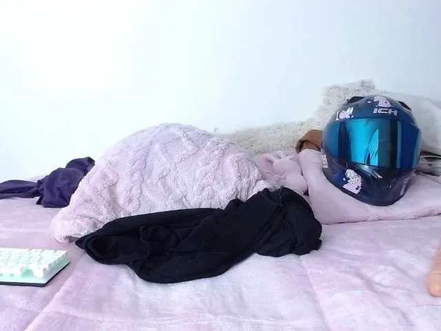 magicjadee from BongaCams