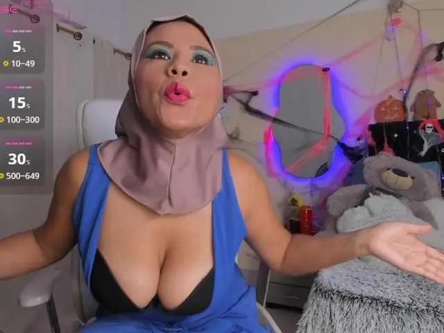 MalakChauriye on BongaCams 