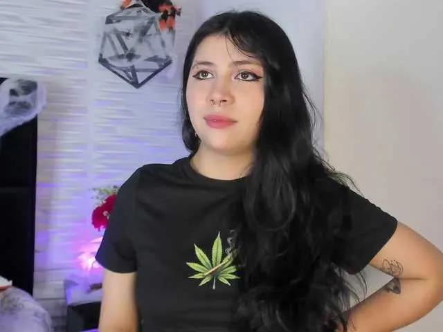 Melody-Black on BongaCams