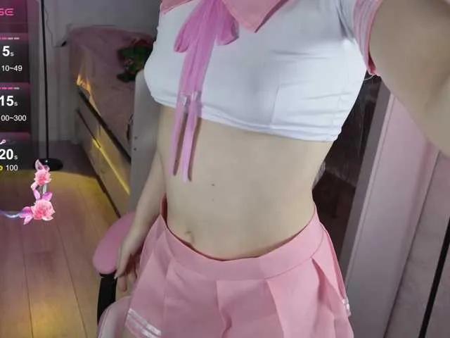 MiraJade on BongaCams