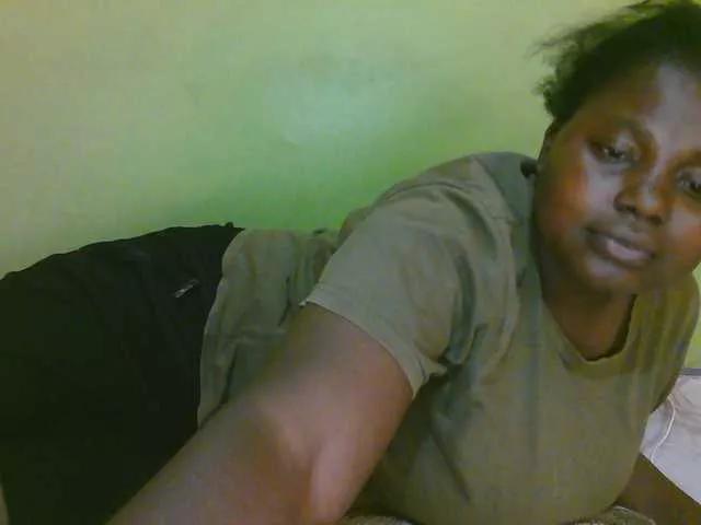Myra-Queen on BongaCams 