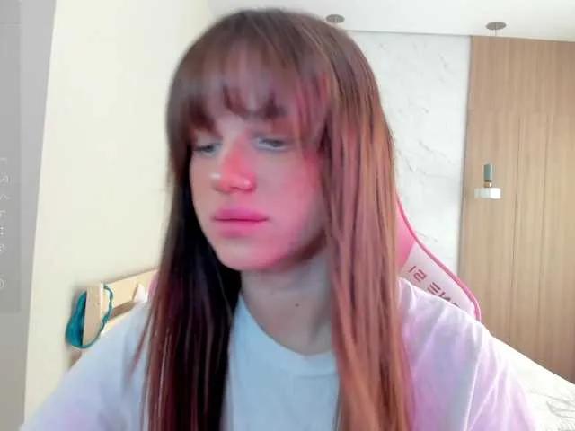 Naomimif on BongaCams