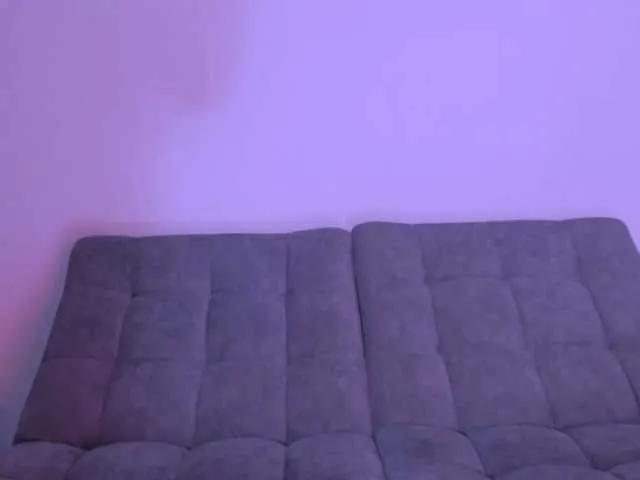 Nicole-Antonie on BongaCams