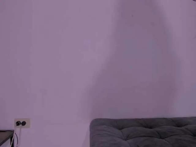 Nicole-Antonie on BongaCams