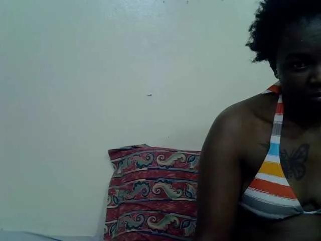 Prettyliz30 on BongaCams