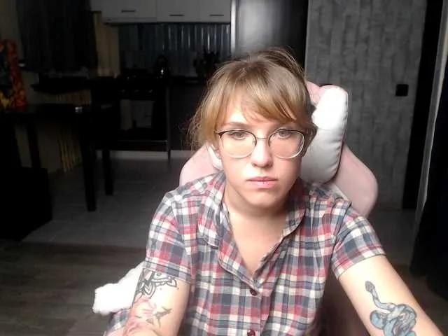Regimasmile on BongaCams
