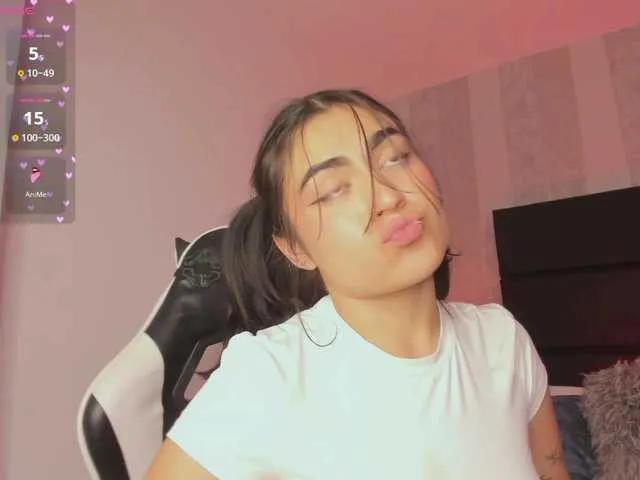 SabrinaLuke on BongaCams